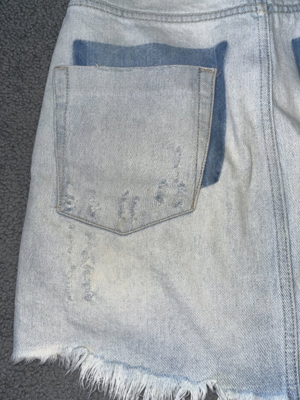 ONE X ONETEASPOON DESTROYED DENIM JEAN MINI SKIRT WITH FRAYED HEM - EUC - 26 - Picture 5 of 12